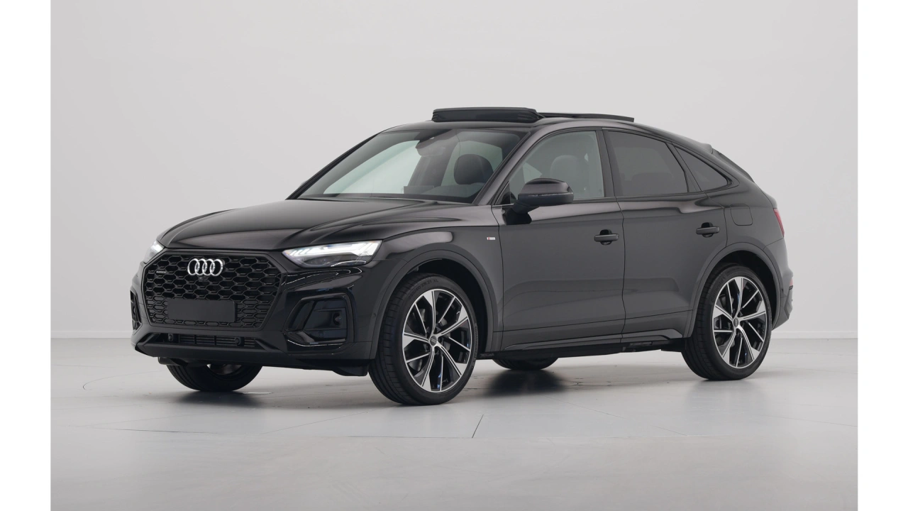 Audi Q5 Sportback S edition competition