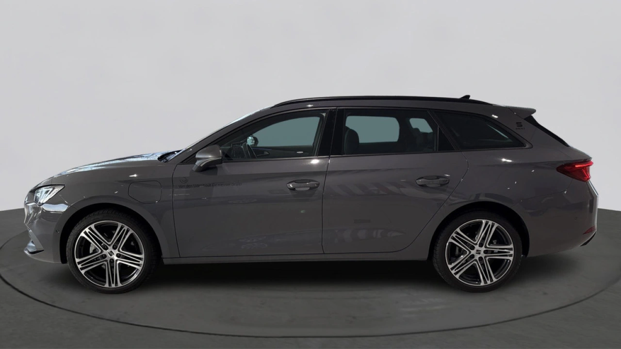 SEAT Leon Sportstourer 1.5 TSI e-Hybrid FR PHEV First Edition