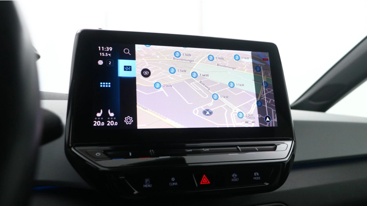 Volkswagen ID.3 First Plus 58 kWh 204pk Navigatie Camera Steunhaak