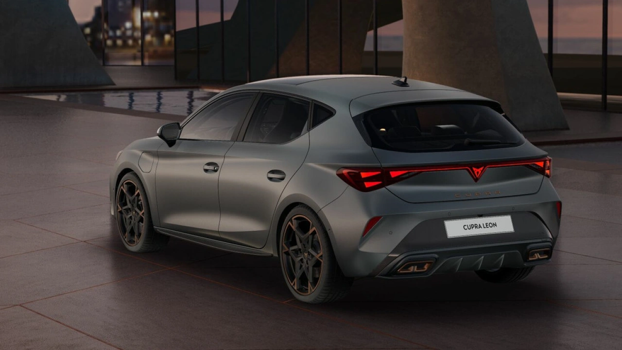 CUPRA Leon 1.5 TSI e-Hybrid 272 6DSG VZ Performance