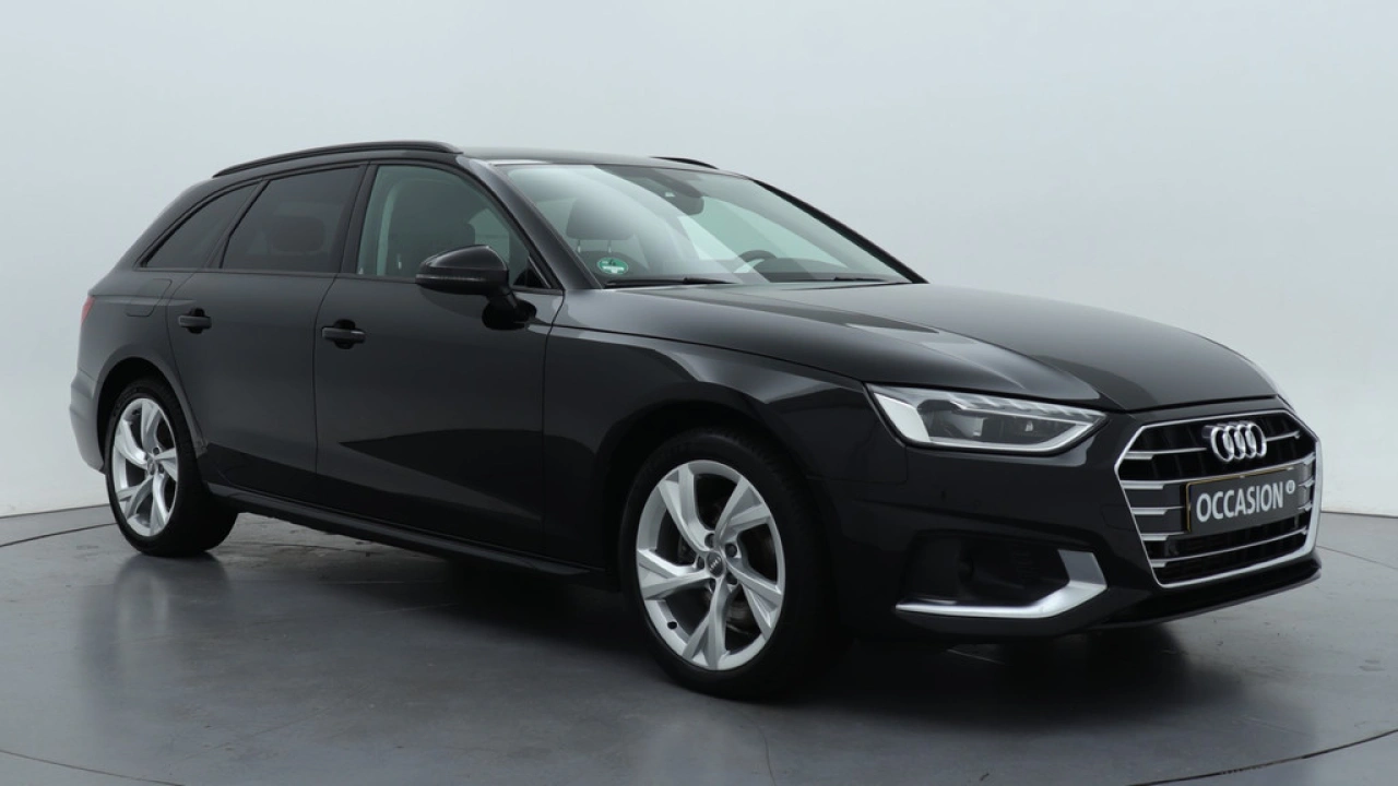 Audi A4 Avant 40 TFSI 191PK Launch edition Sport | Alcantara | Stoelverwarming | camera |