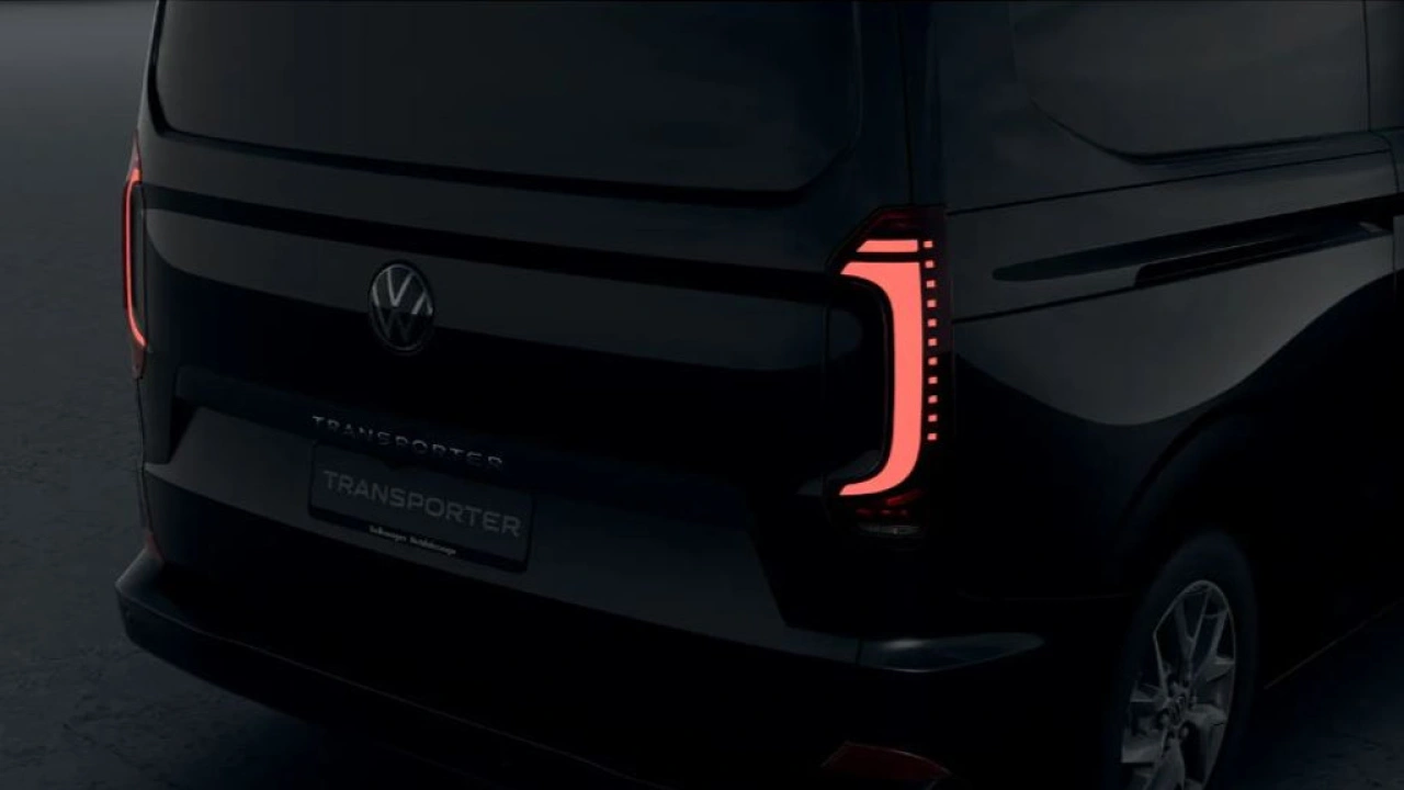 VW Bedrijfswagens Transporter 2.0 TDI 110kW 150PK L2H1 Bulli AUT