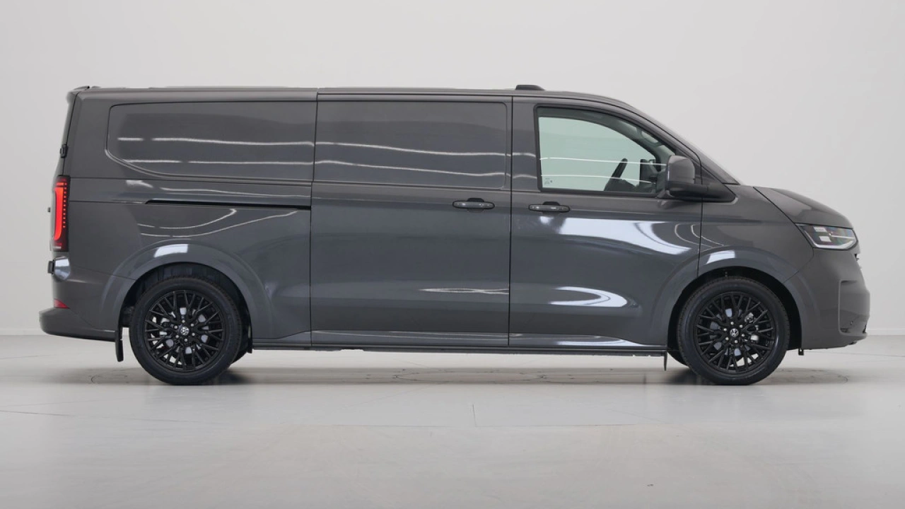 VW Bedrijfswagens Transporter 2.0 TDI 110kW 150PK L2H1 Bulli AUT