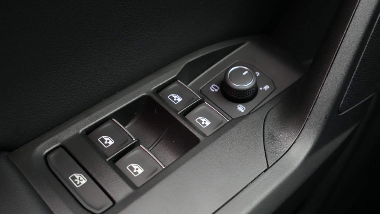 SEAT Leon Sportstourer 1.5 TSI e-Hybrid FR PHEV First Edition
