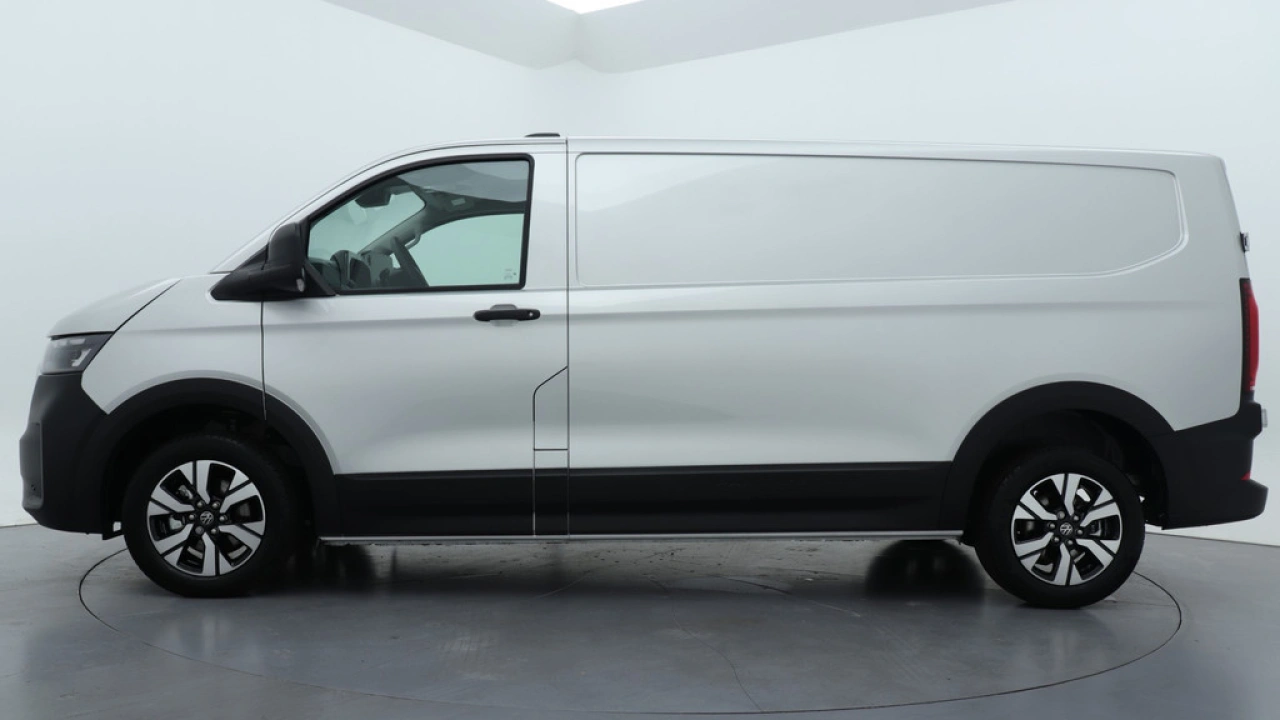 VW Bedrijfswagens Transporter 7 intro uitvoering 2.0 TDI L2H1 30 PanAmericana