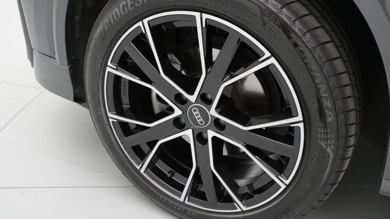 Audi Q2 35 TFSI S Edition