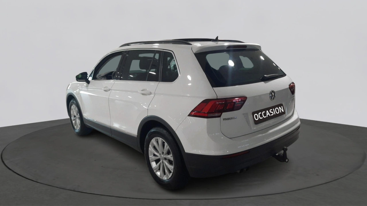 Volkswagen Tiguan 1.5 TSI Comfortline | Navi | Trekhaak | Panoramadak