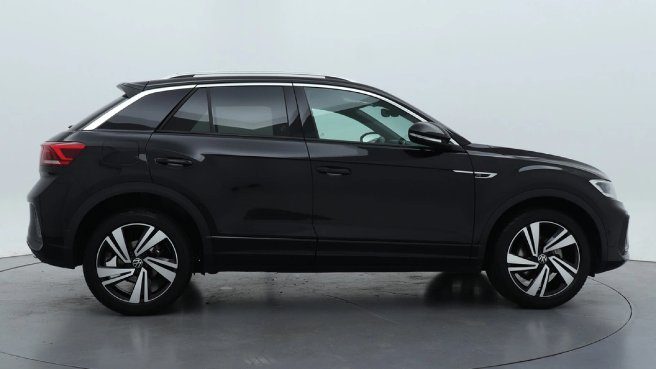 Volkswagen T-Roc 1.0 TSI 110pk R-Line Navigatie