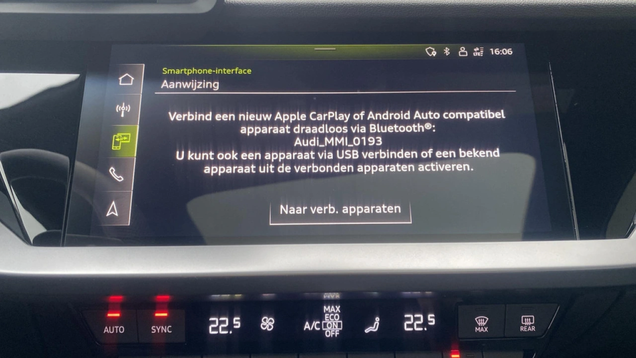 Audi A3 Limousine 30 TFSI 110pk S edition / Panoramadak / Optiekpakket zwart / Achteruitrijcamera