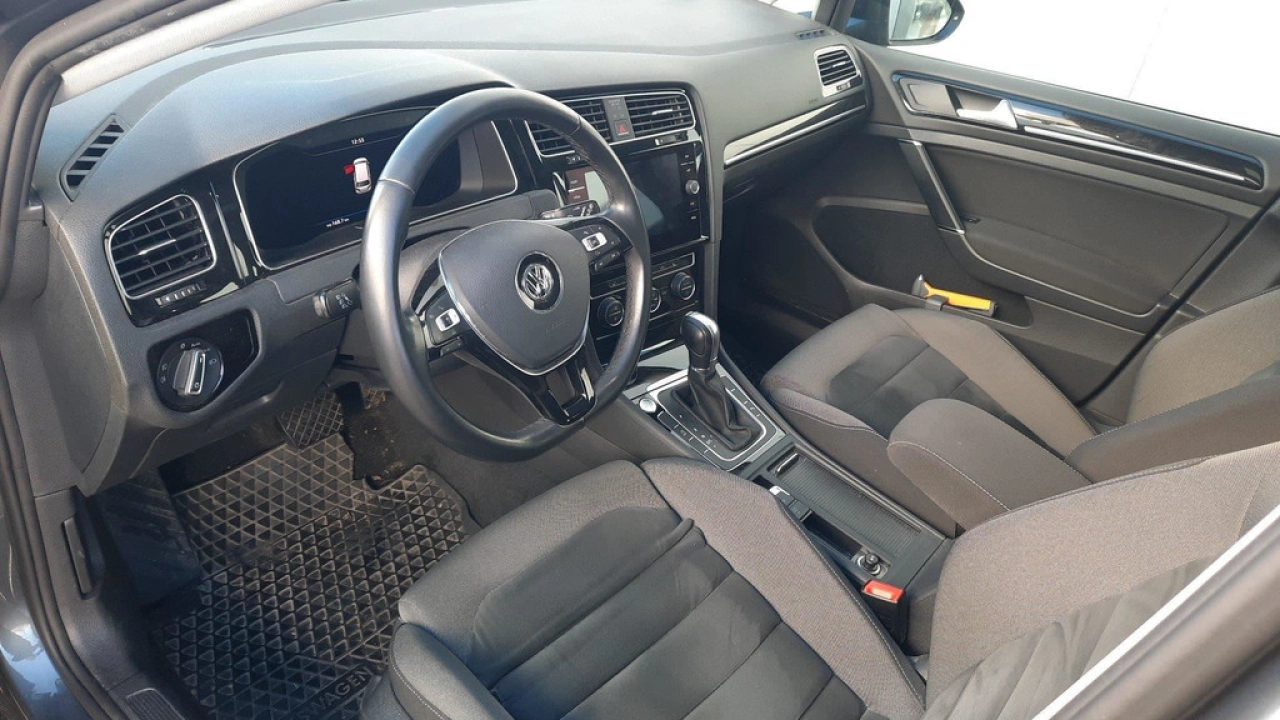 Volkswagen GOLF Variant 1.5 TSI Automaat Highline Executive | Navi | Panoramadak