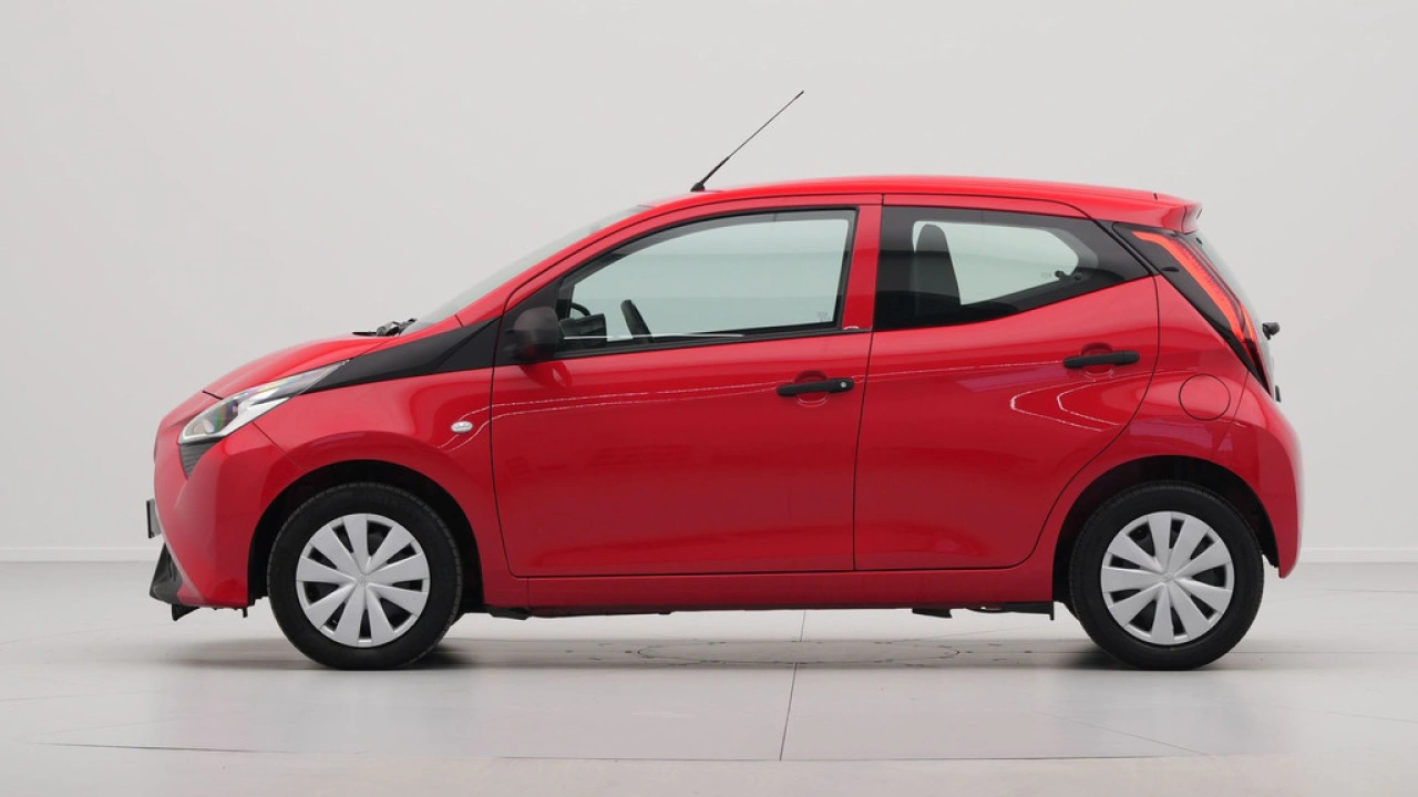 Toyota Aygo 1.0 VVT-i x-fun