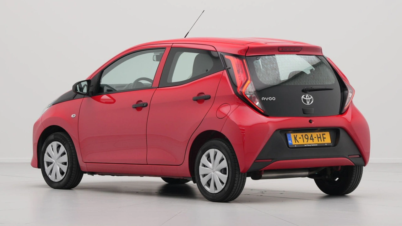 Toyota Aygo 1.0 VVT-i x-fun