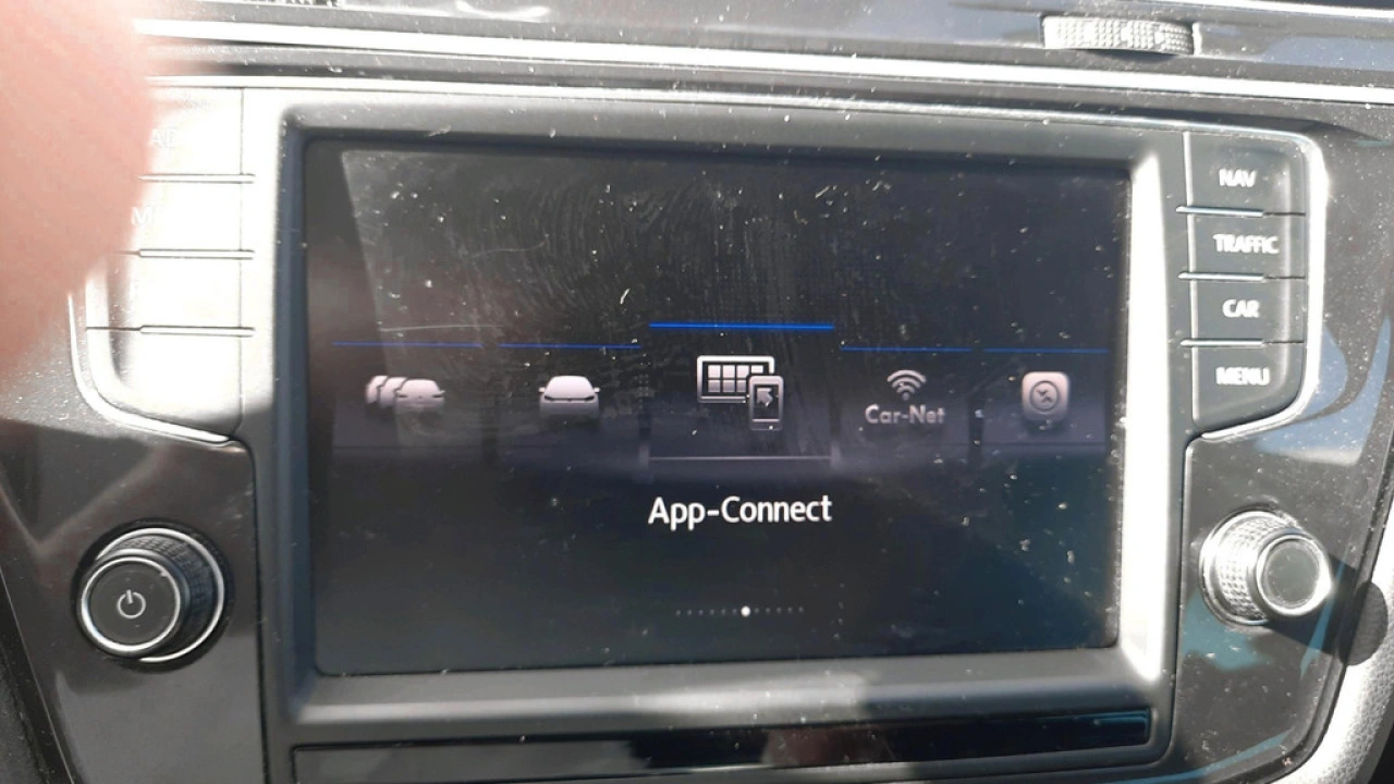 Volkswagen Tiguan 1.4 125pk TSI Comfortline Business | Navi | Clima | PDC | Cruise | Apple carplay