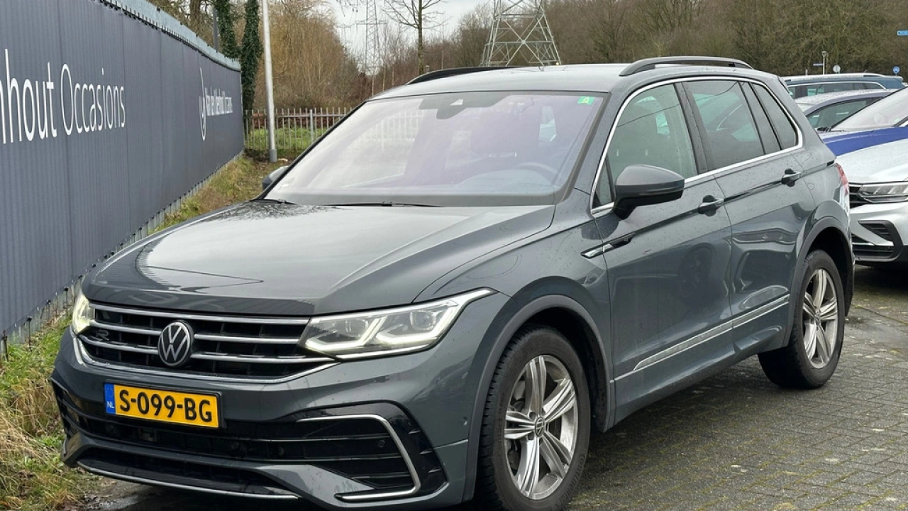 Volkswagen Tiguan 1.5 TSI 150pk DSG R-Line Navi trekhaak