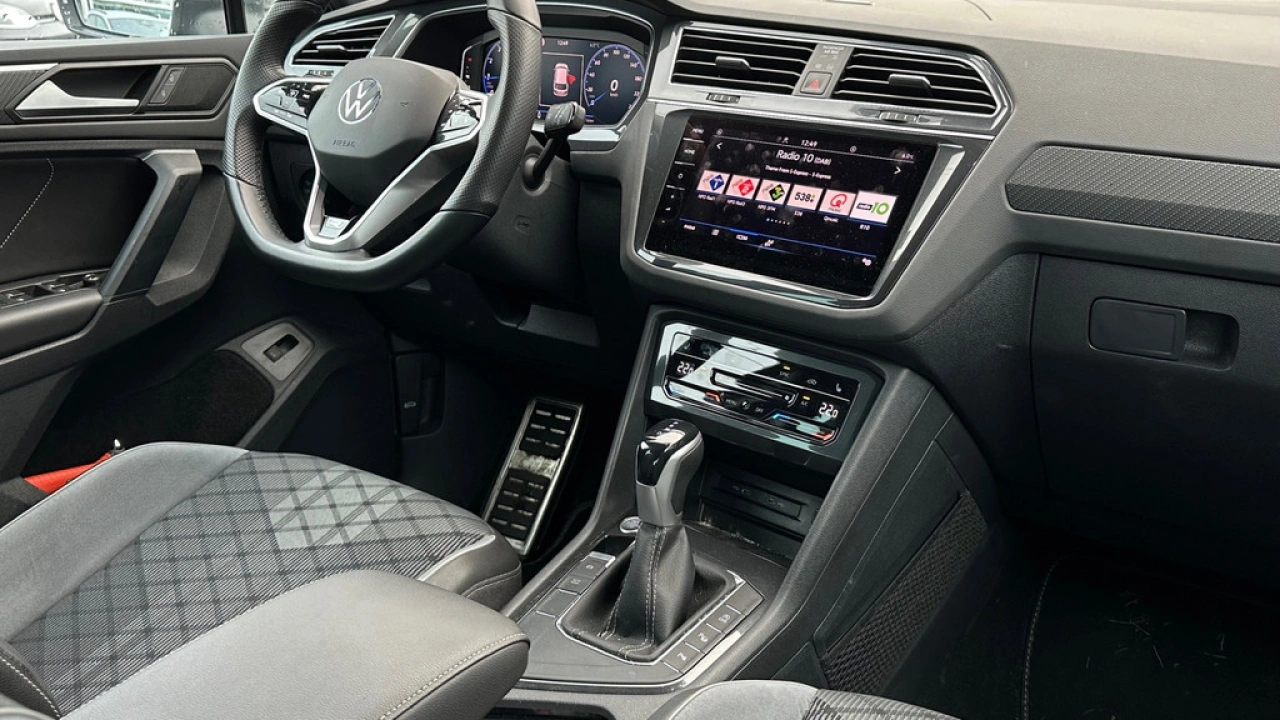 Volkswagen Tiguan 1.5 TSI 150pk DSG R-Line Navi trekhaak