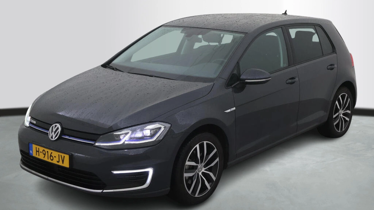 Volkswagen e-Golf 36kWh E-DITION 136pk Navi Clima