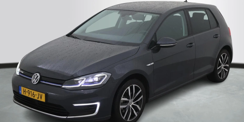 Volkswagen e-Golf 36kWh E-DITION 136pk Navi Clima