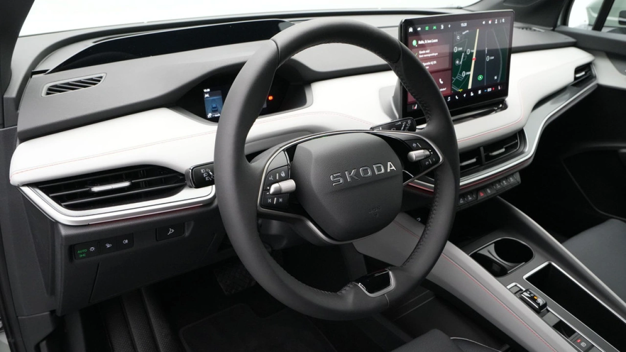 Škoda Elroq Camera HuD Canton Stoelverwarming v+a Memory Seat Trekhaak