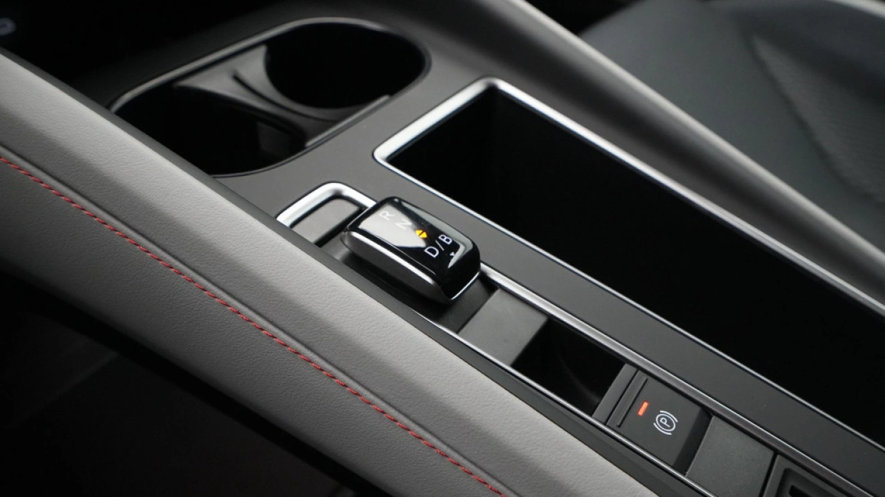 Škoda Elroq Camera HuD Canton Stoelverwarming v+a Memory Seat Trekhaak