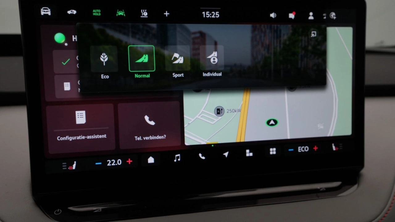 Škoda Elroq Camera HuD Canton Stoelverwarming v+a Memory Seat Trekhaak