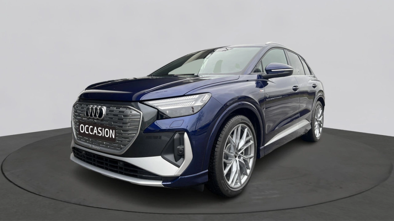 Audi Q4 e-tron 45 quattro 286pk S Edition 82 kWh / Adaptive Cruise / Martix LED / Stoelverwarming