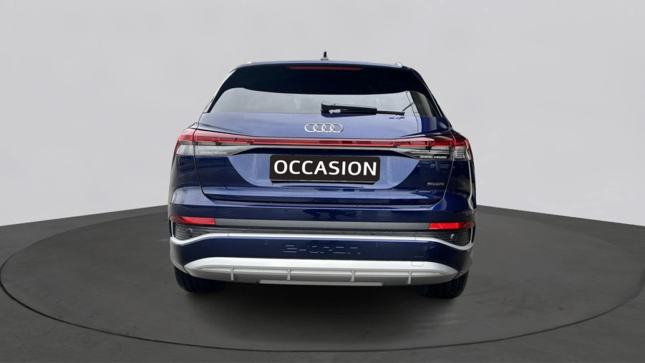 Audi Q4 e-tron 45 quattro 286pk S Edition 82 kWh / Adaptive Cruise / Martix LED / Stoelverwarming