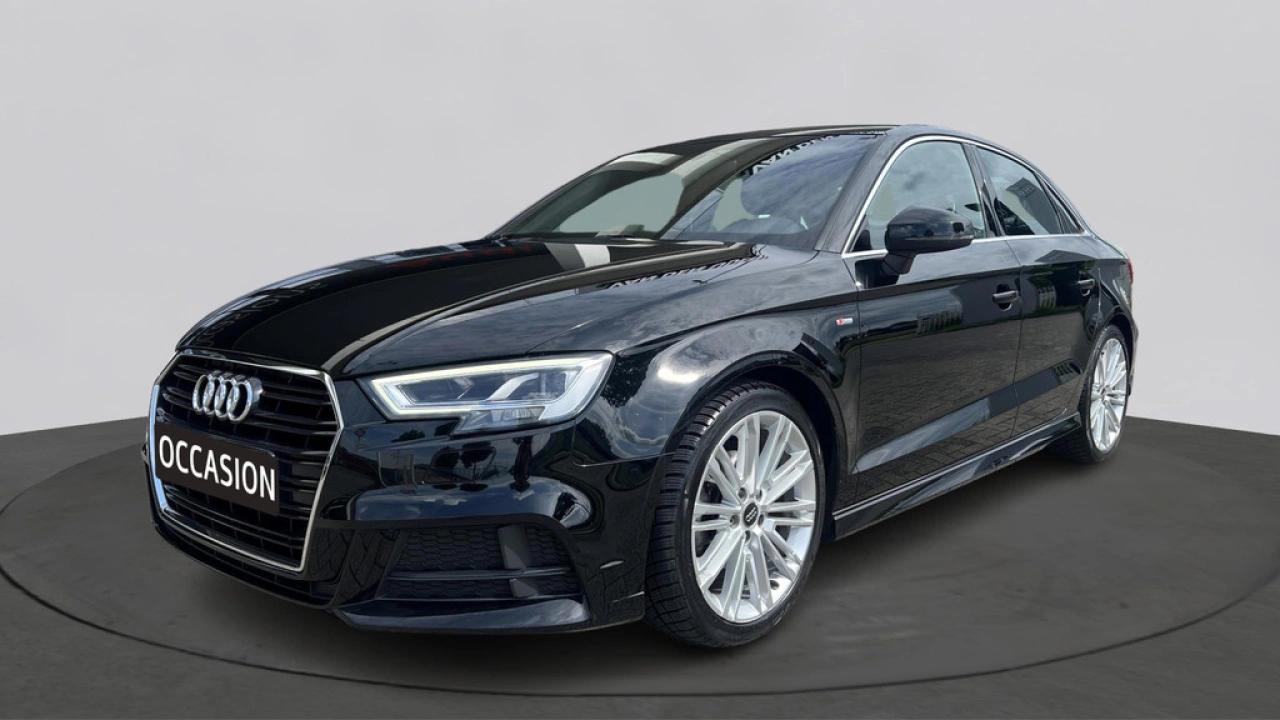 Audi A3 Limousine 30 TFSI 116pk Automaat Sport S Line Edition