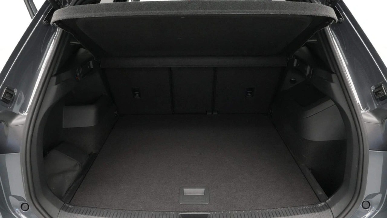 Volkswagen Tiguan 1.5 eTSI R Line Business