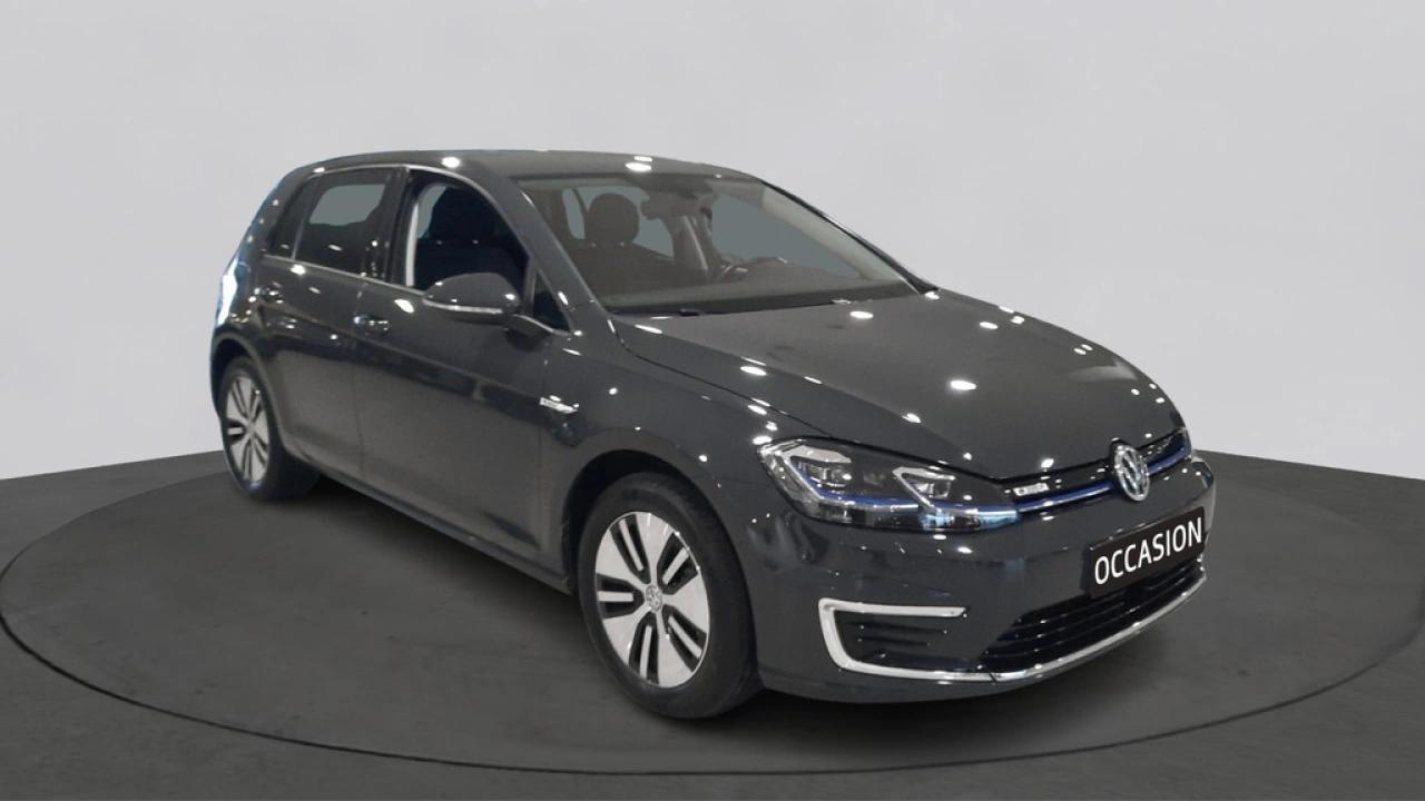 Volkswagen e-Golf E-DITION | Camera | Warmtepomp | Winterpakket | Active Info Display