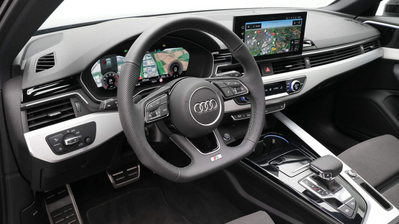 Audi A4 Avant 35 TFSI 110 kW/150 pk S-Tronic S line edition Competition