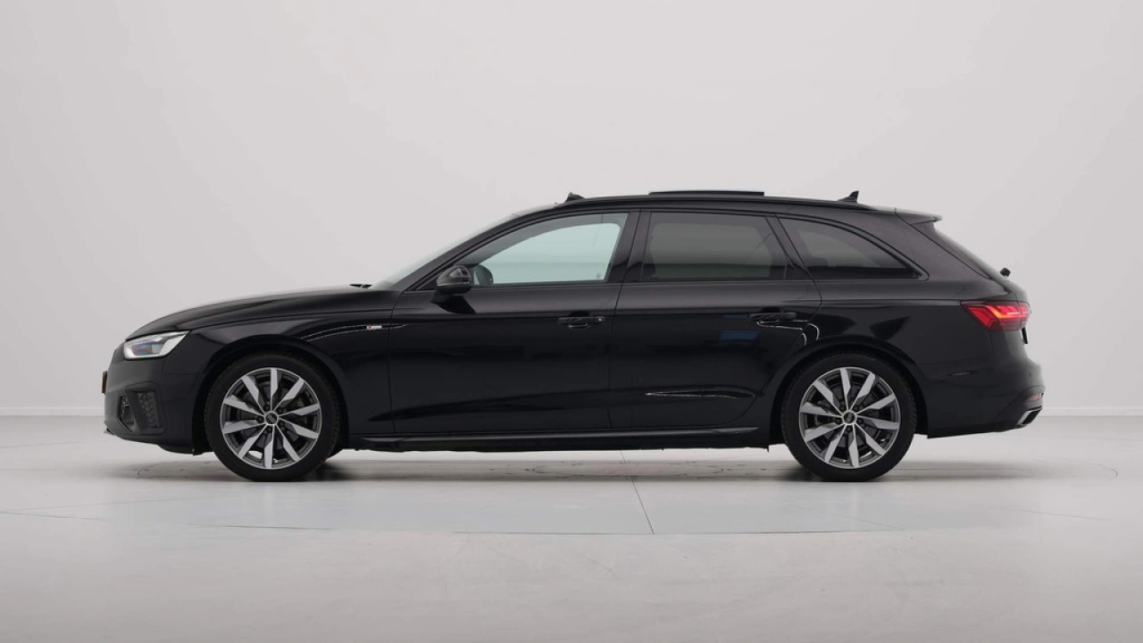 Audi A4 Avant 35 TFSI 110 kW/150 pk S-Tronic S line edition Competition