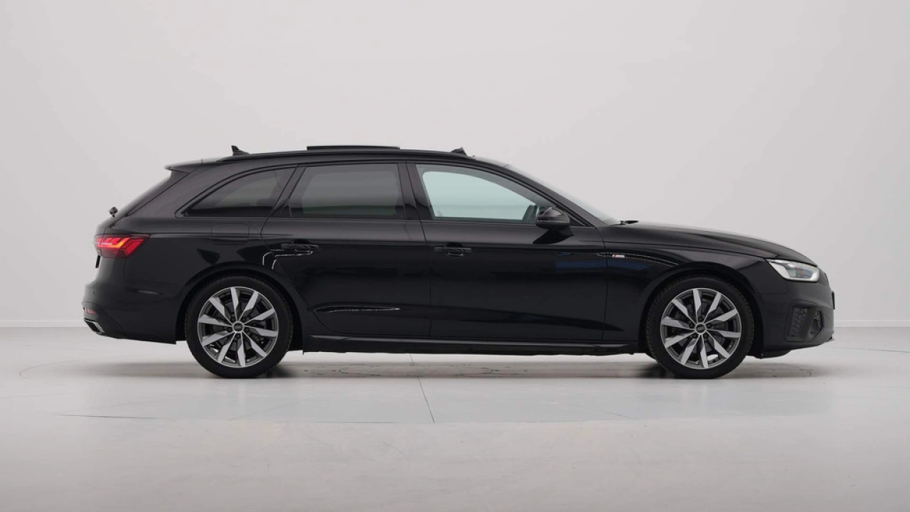 Audi A4 Avant 35 TFSI 110 kW/150 pk S-Tronic S line edition Competition
