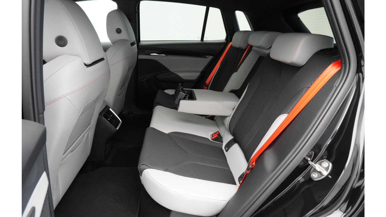 Škoda Elroq Business Edition