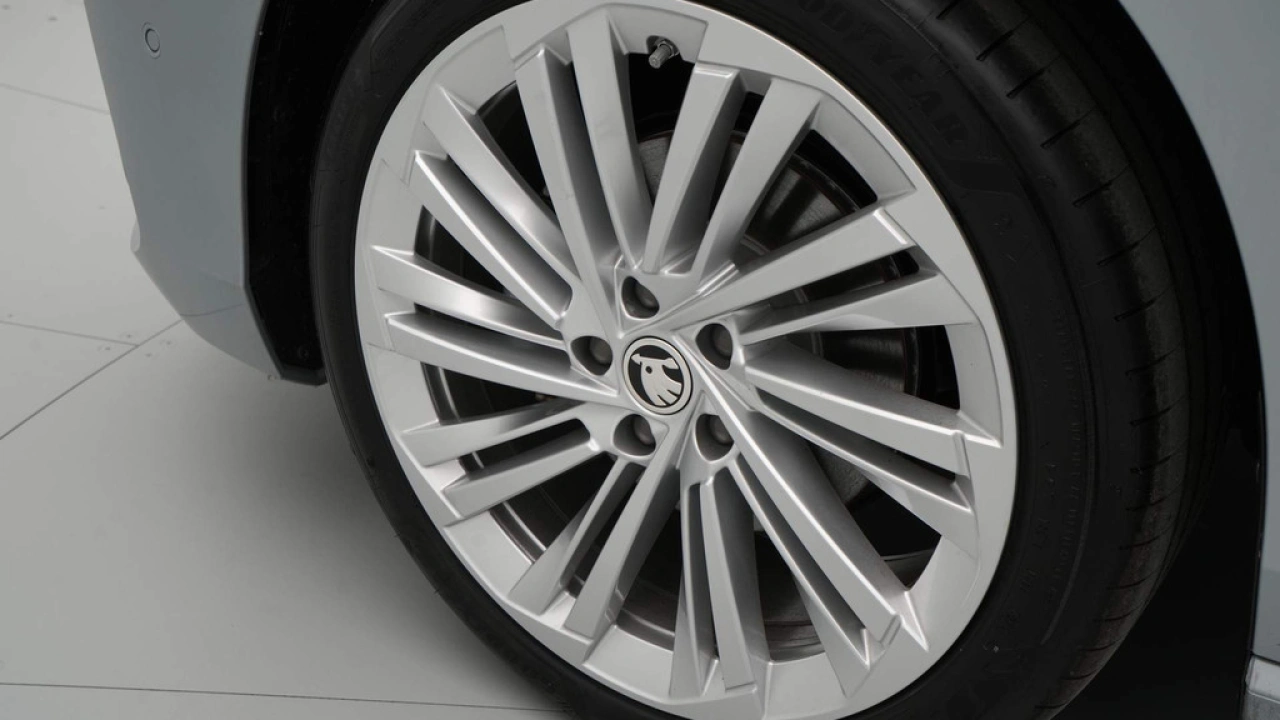 Škoda Superb Combi 1.5 TSI MHEV Business Edition
