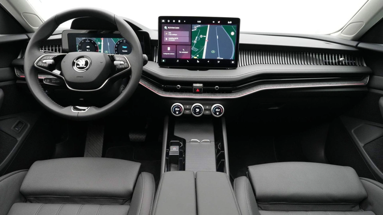 Škoda Superb Combi 1.5 TSI MHEV Business Edition