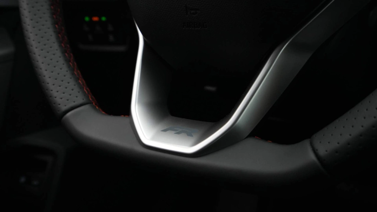 SEAT Leon 1.4 TSI eHybrid PHEV FR Business Intense