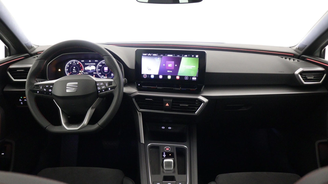 SEAT Leon Sportstourer 1.5 eTSI FR Business Intense
