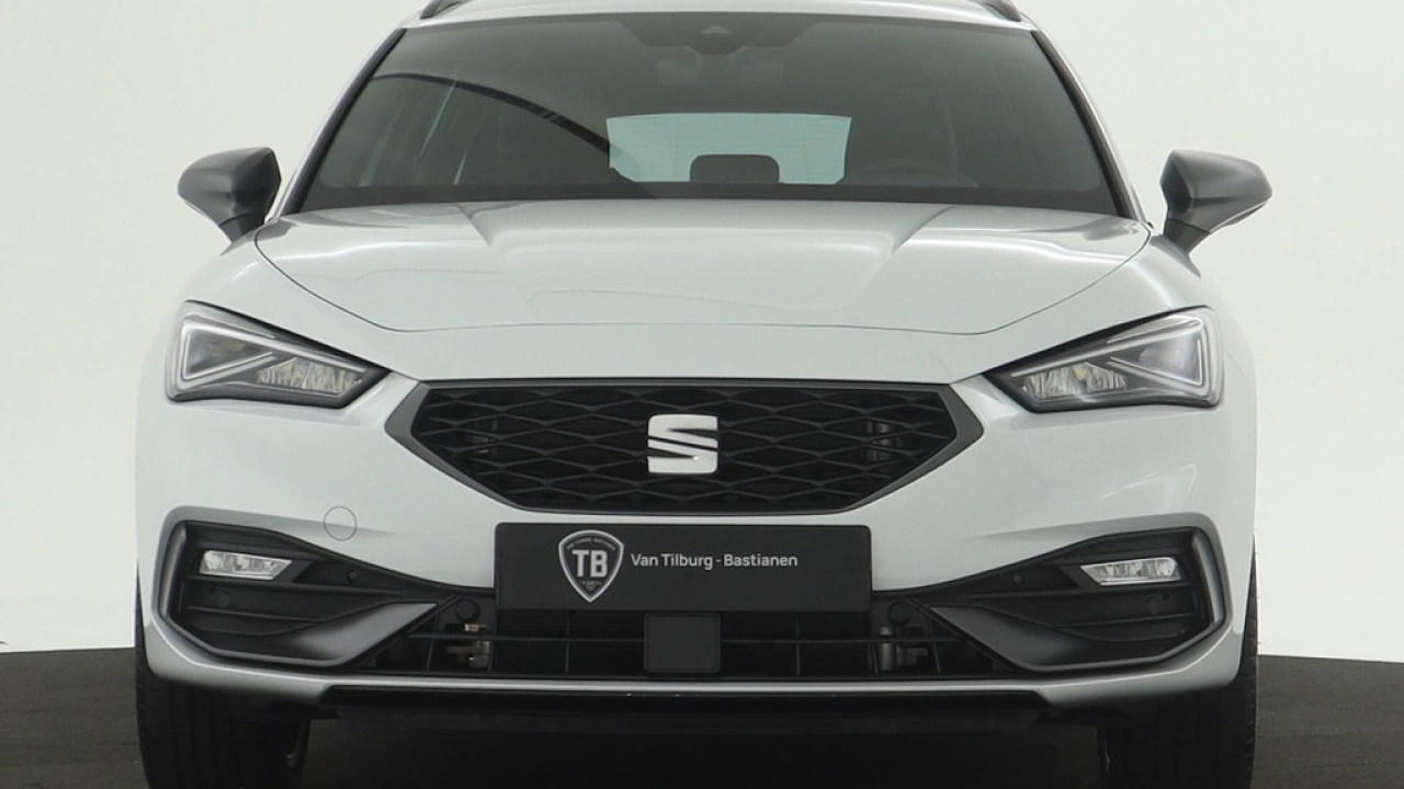SEAT Leon Sportstourer 1.5 eTSI FR Business Intense