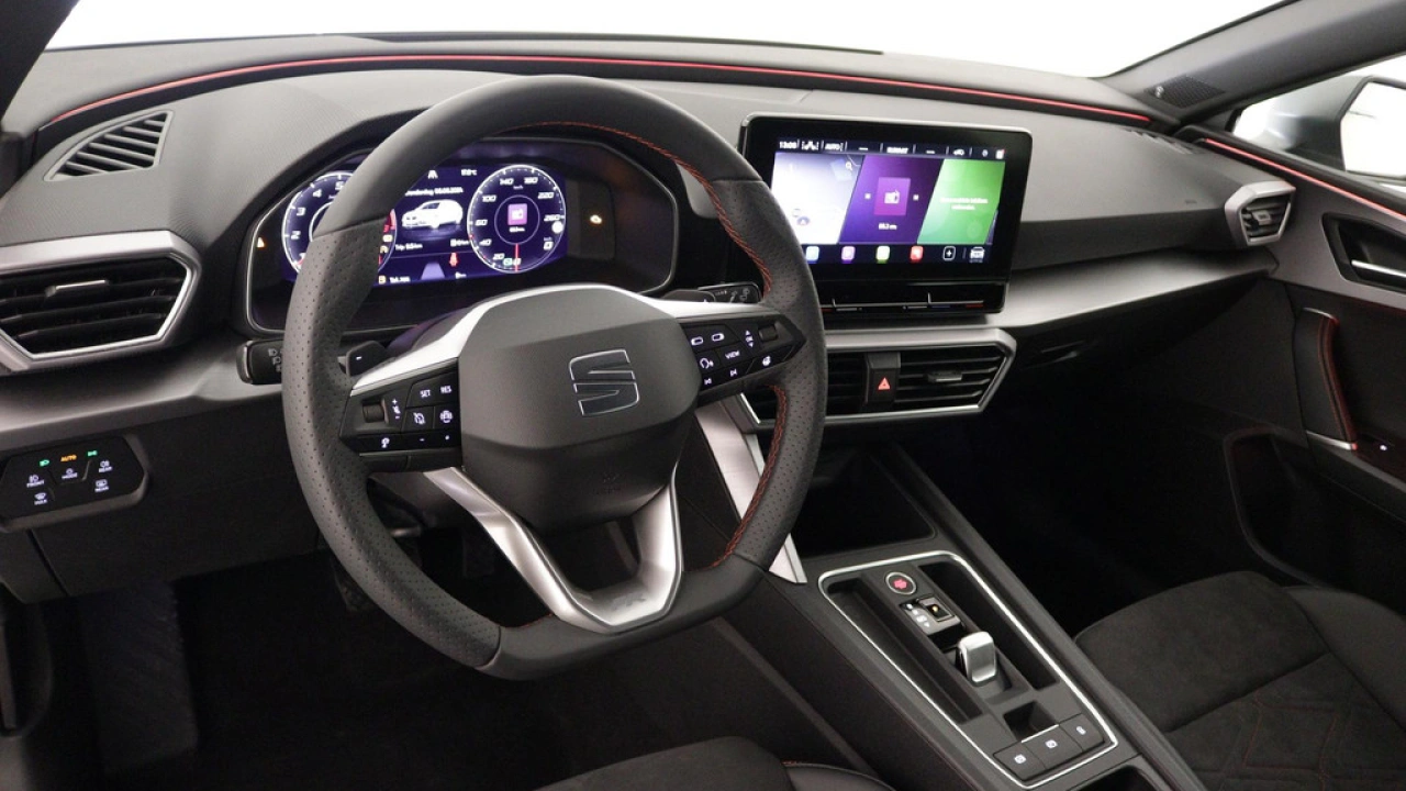 SEAT Leon Sportstourer 1.4 TSI eHybrid PHEV FR Business Intense