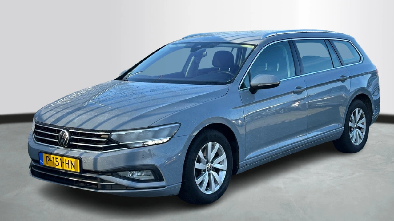 Volkswagen Passat Variant 1.5 TSI 150pk DSG Business Navigatie Trekhaak