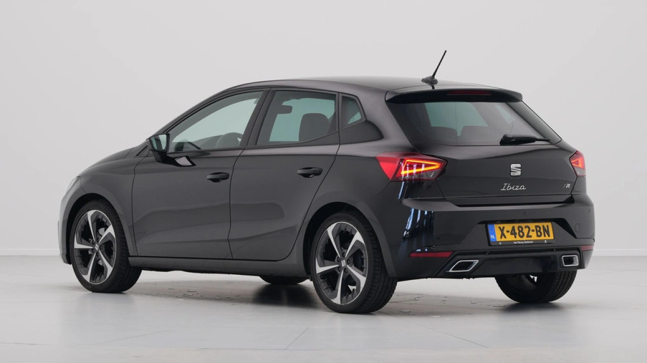 SEAT Ibiza 1.0 EcoTSI 95pk FR Business Connect