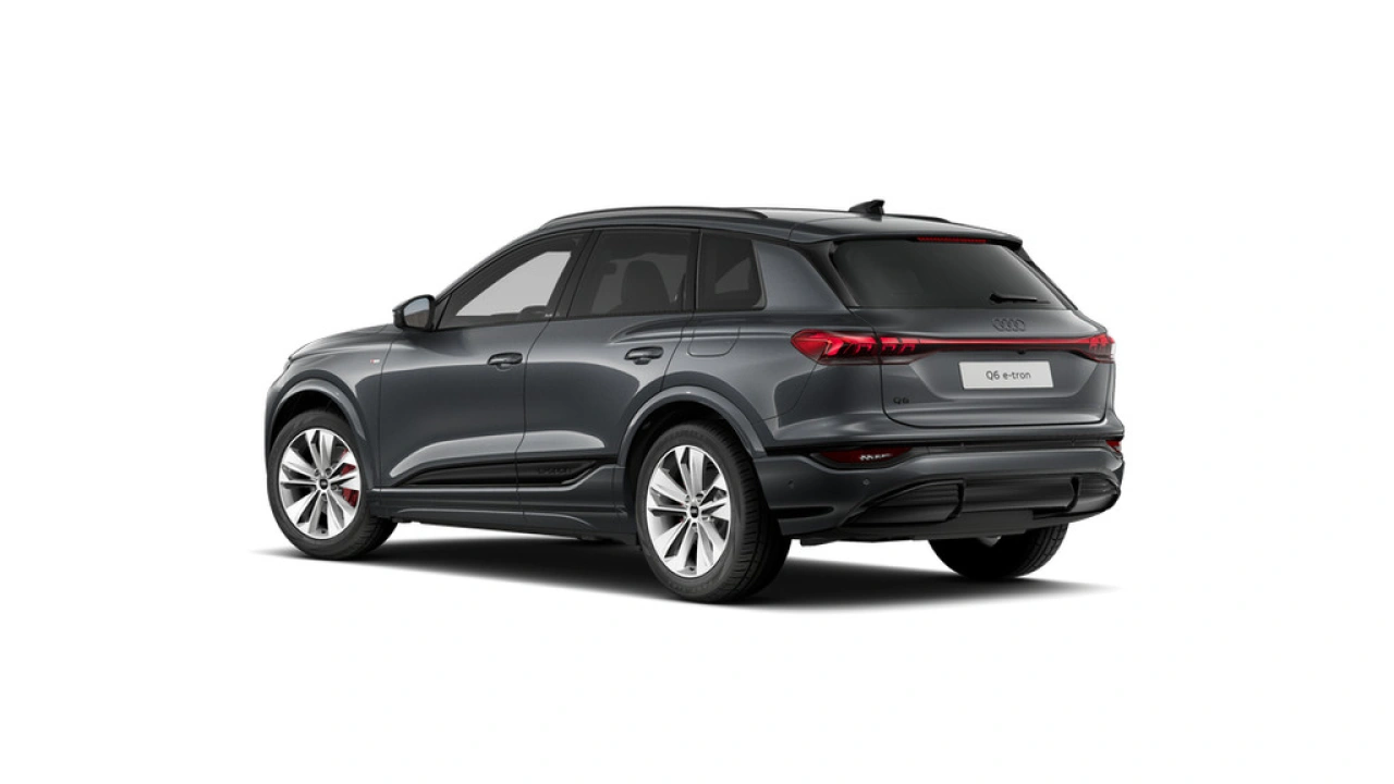 Audi Q6 e-tron performance 306 1AT S Edition