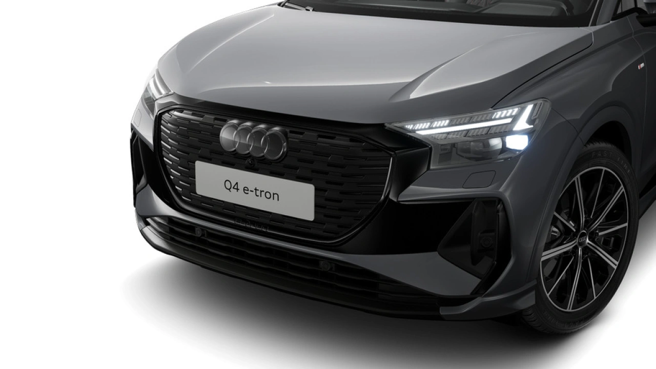 Audi Q4 e-tron Q4 45 e-tron quattro 286 1AT S edition