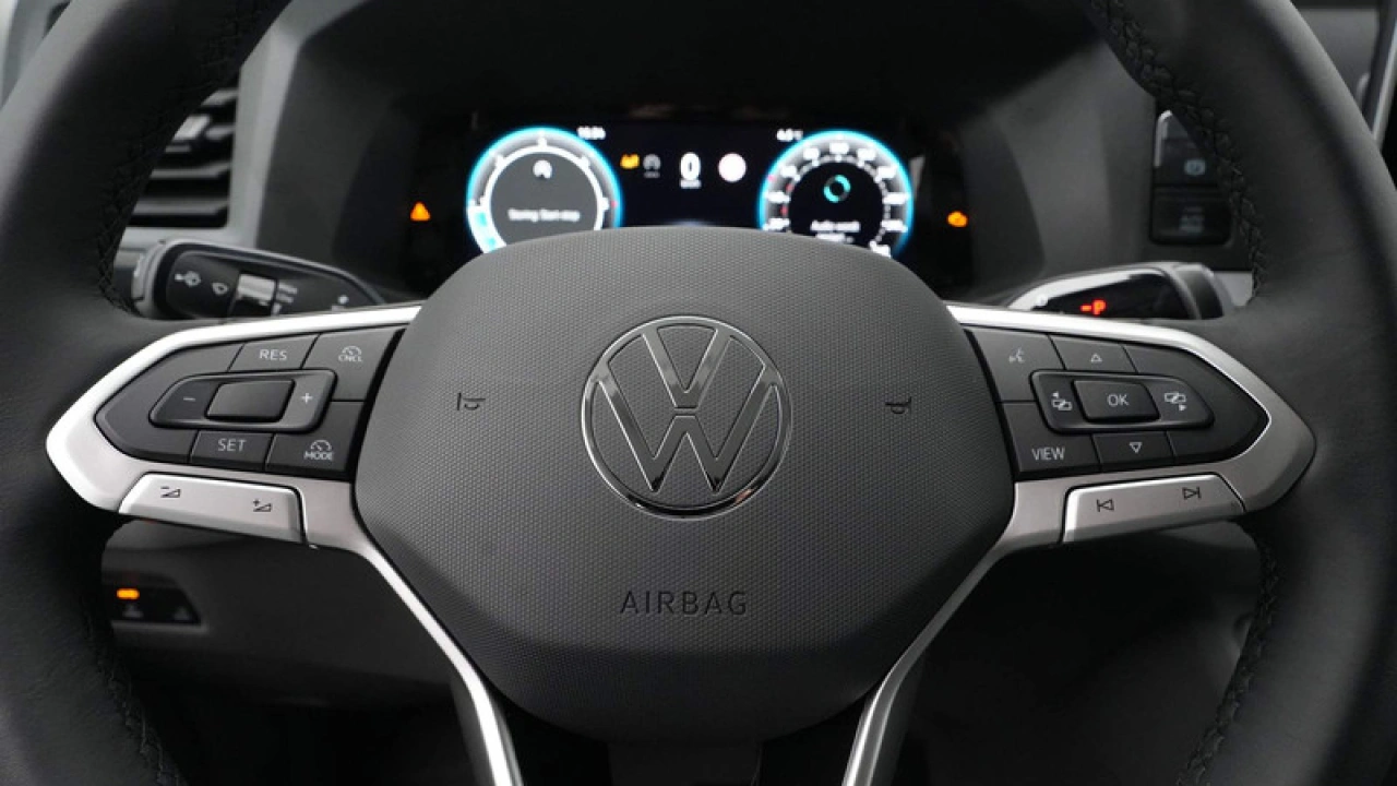 VW Bedrijfswagens Crafter 2.0 TDI 103kW 140PK GVW 3.0T L3H2 Highline AUT
