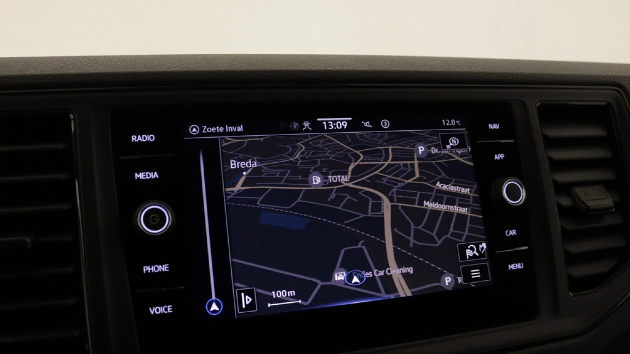 VW Bedrijfswagens Crafter 2.0 TDI 103kW 140PK GVW 3.5T L3H3 WB 3640mm Highline AUT