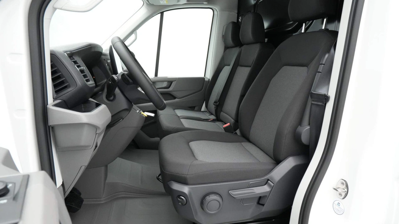 VW Bedrijfswagens Crafter 2.0 TDI 103kW 140PK GVW 3.5T WB 3640mm L3H3 Highline AUT