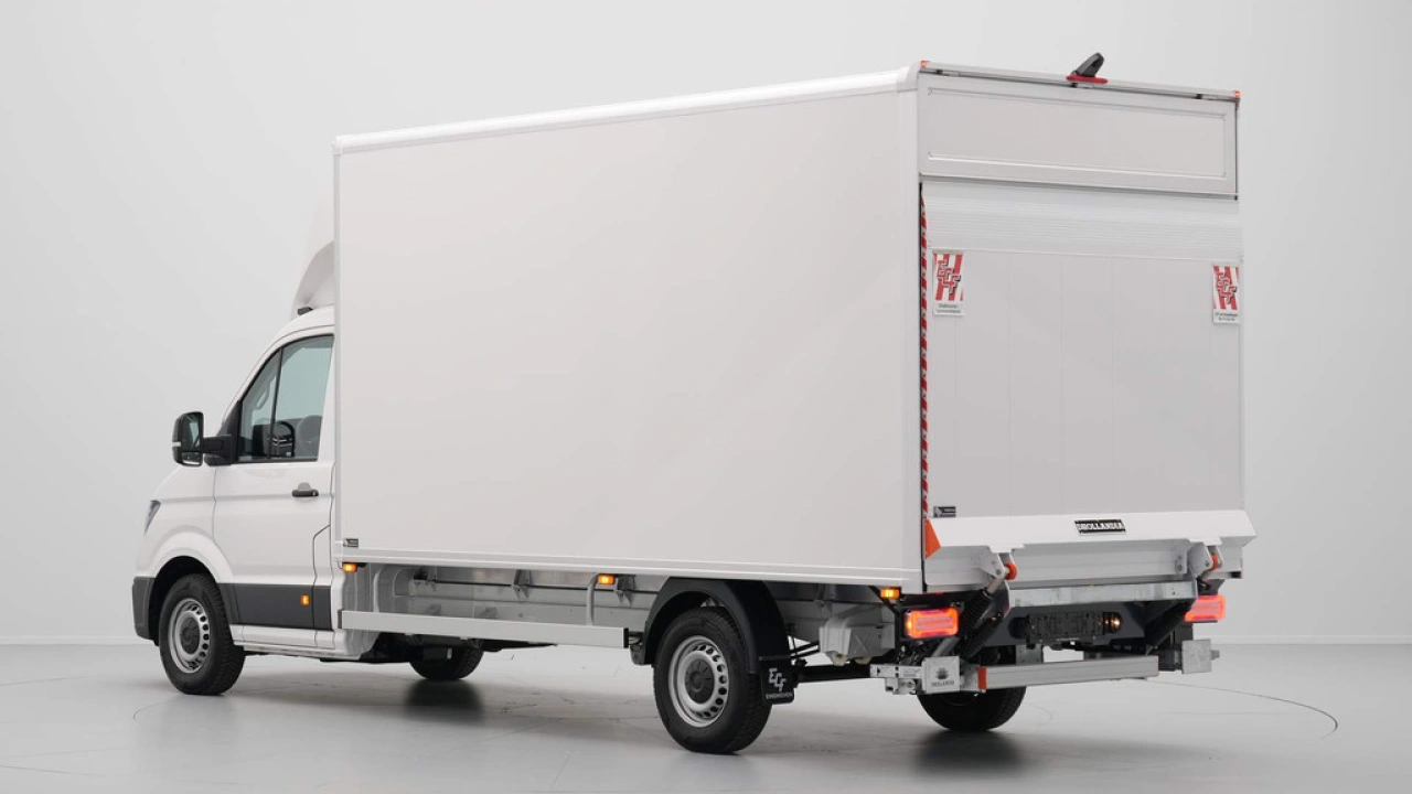 VW Bedrijfswagens Crafter 2.0 TDI 130kW 177PK GVW 3.5T L4 Highline Bakwagen AUT