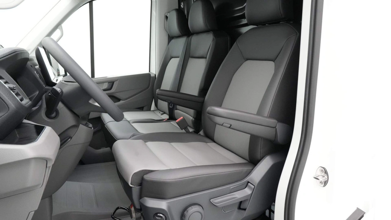 VW Bedrijfswagens Crafter 2.0 TDI 120kW 164PK GVW 5.0T L3H3 DL Highline EURO VI RWD