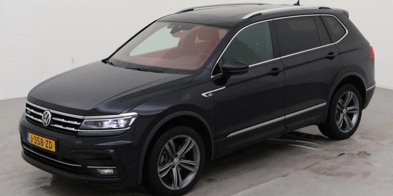 Volkswagen Tiguan Allspace 1.5 TSI Highline Business R 7p. | Camera | Panoramadak