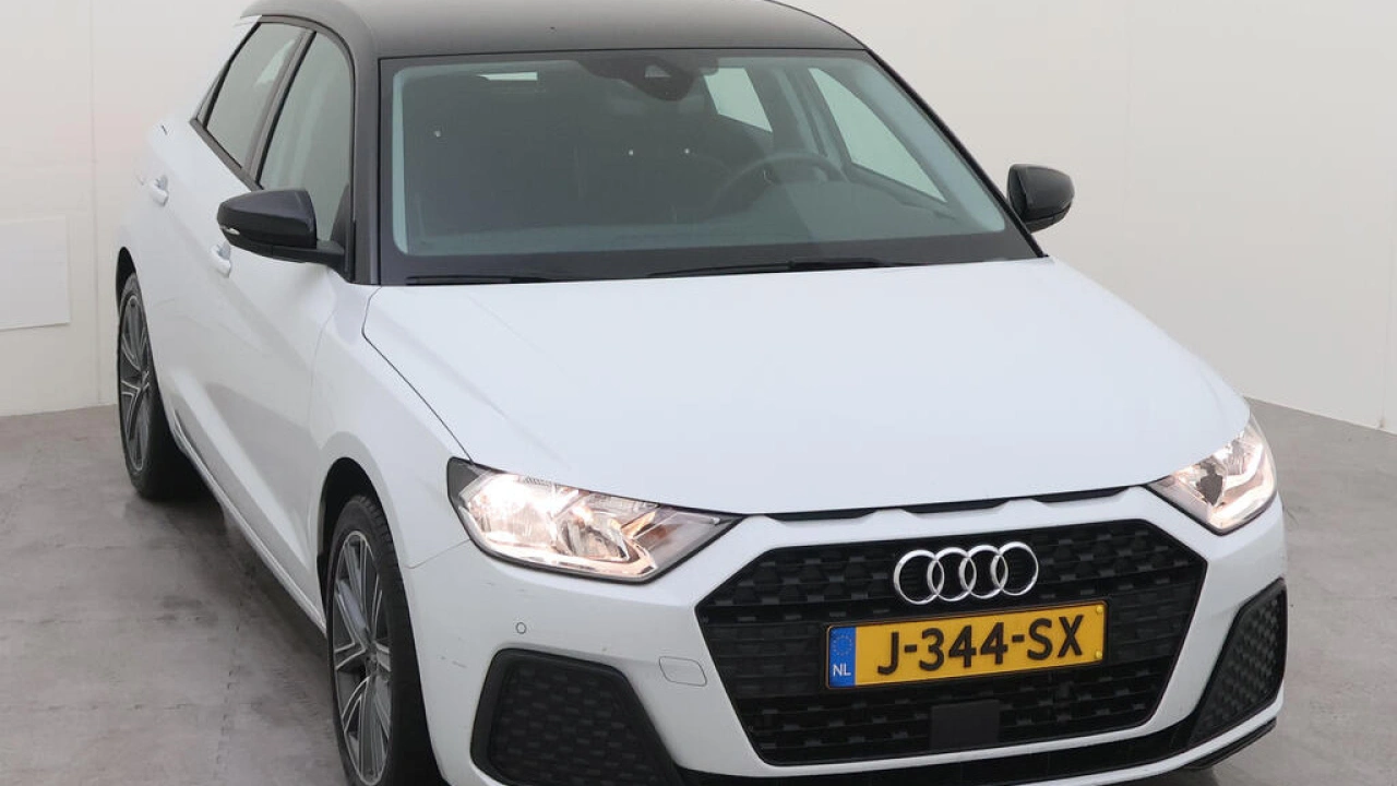 Audi A1 Sportback 25 TFSI 96pk Epic | Parkeerhulp V+A | Achteruitrijcamera